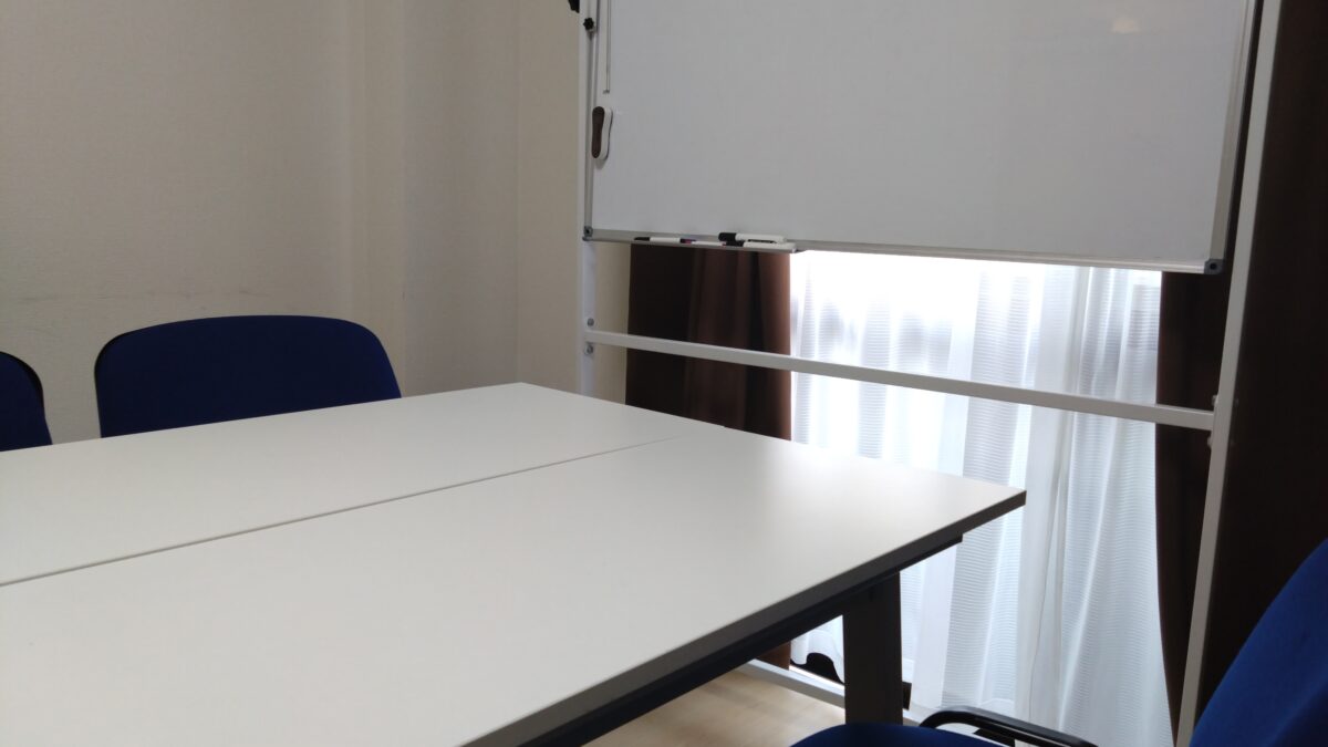 貸会議室での対面授業は大丈夫？保護者の方の疑問にお答えします！【LOGIQUE大宮校の対面指導】